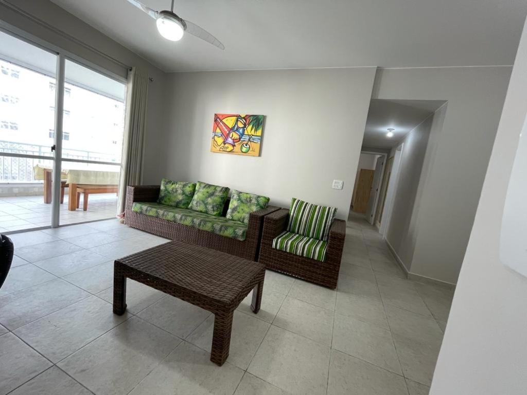 Lindo Apartamento A 50 Metros Da Praia กัวรูจา ภายนอก รูปภาพ