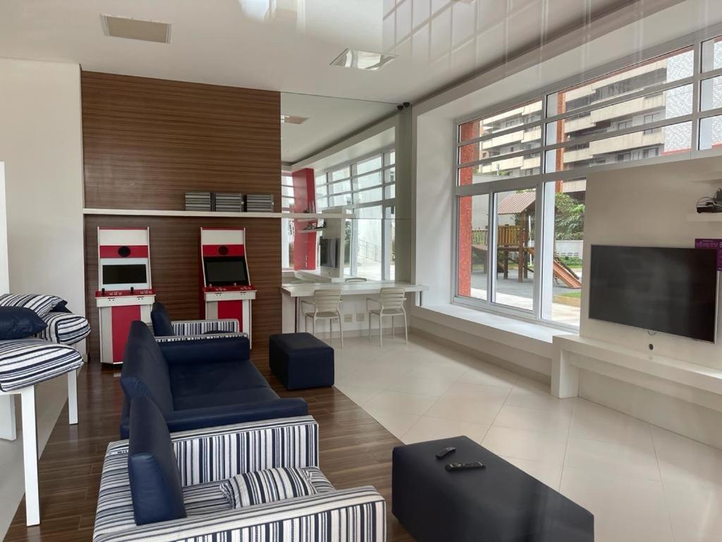 Lindo Apartamento A 50 Metros Da Praia กัวรูจา ภายนอก รูปภาพ